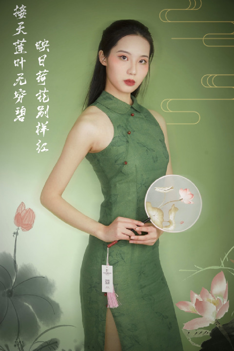以“莲”赏诗,以诗入镜