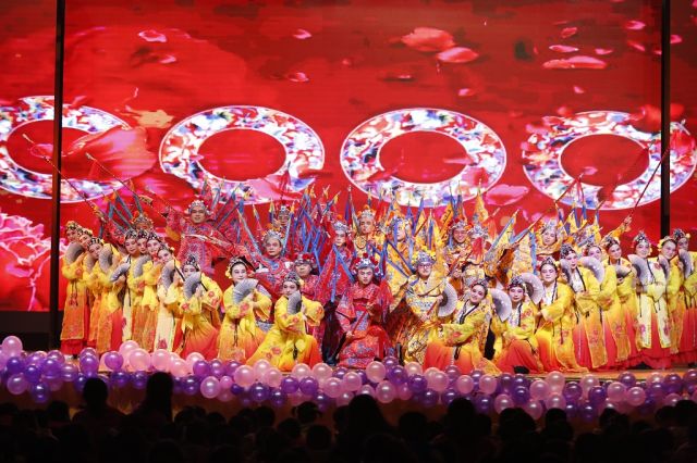 湖南:幼儿园“家长春晚”的文化自信
