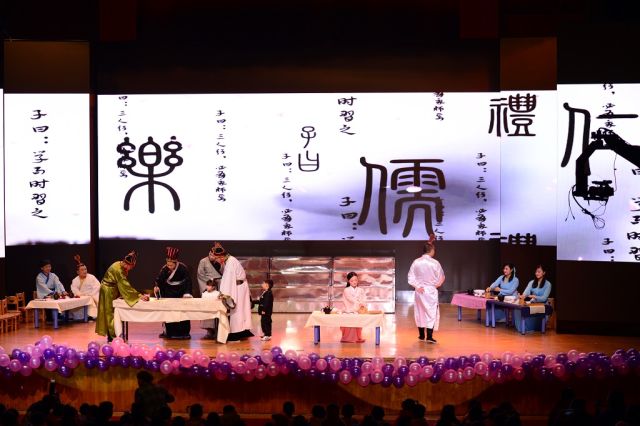 湖南:幼儿园“家长春晚”的文化自信