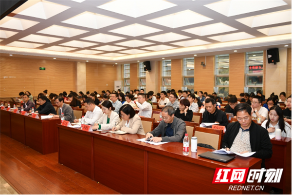 1029法学院主题党日活动外宣稿(凸显黄思瑞事迹)783.png 1029法学院主题党日活动外宣稿(凸显黄思瑞事迹)783.png
