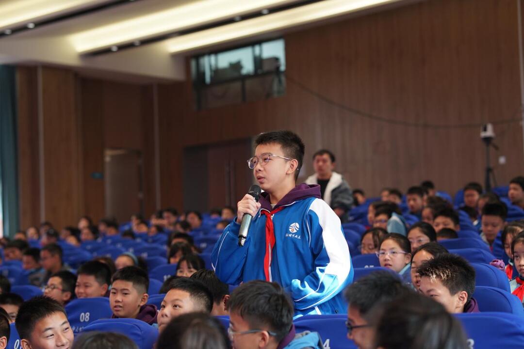 图片 1.png 图片 1.png