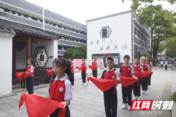 微信图片_20220531172542_副本.jpg