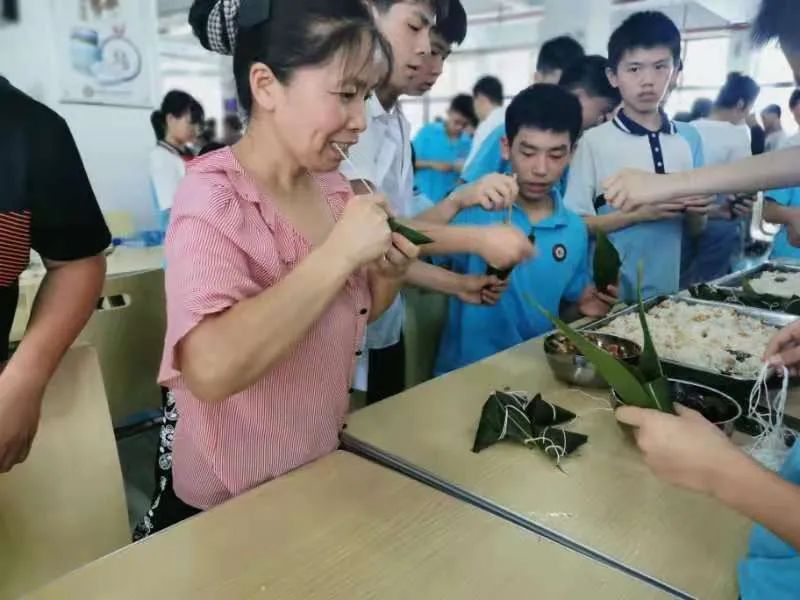 悠悠粽香 甜蜜时光——湖南师范大学附属高阳学校开展端午节主题系列活动
