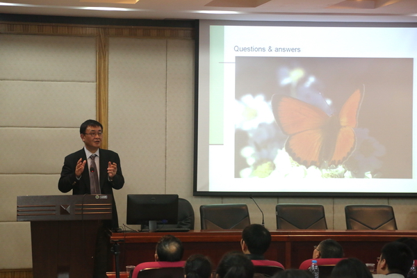 童明做客 同心 讲堂讲述现代异化和美学经验 湖南师范大学网站